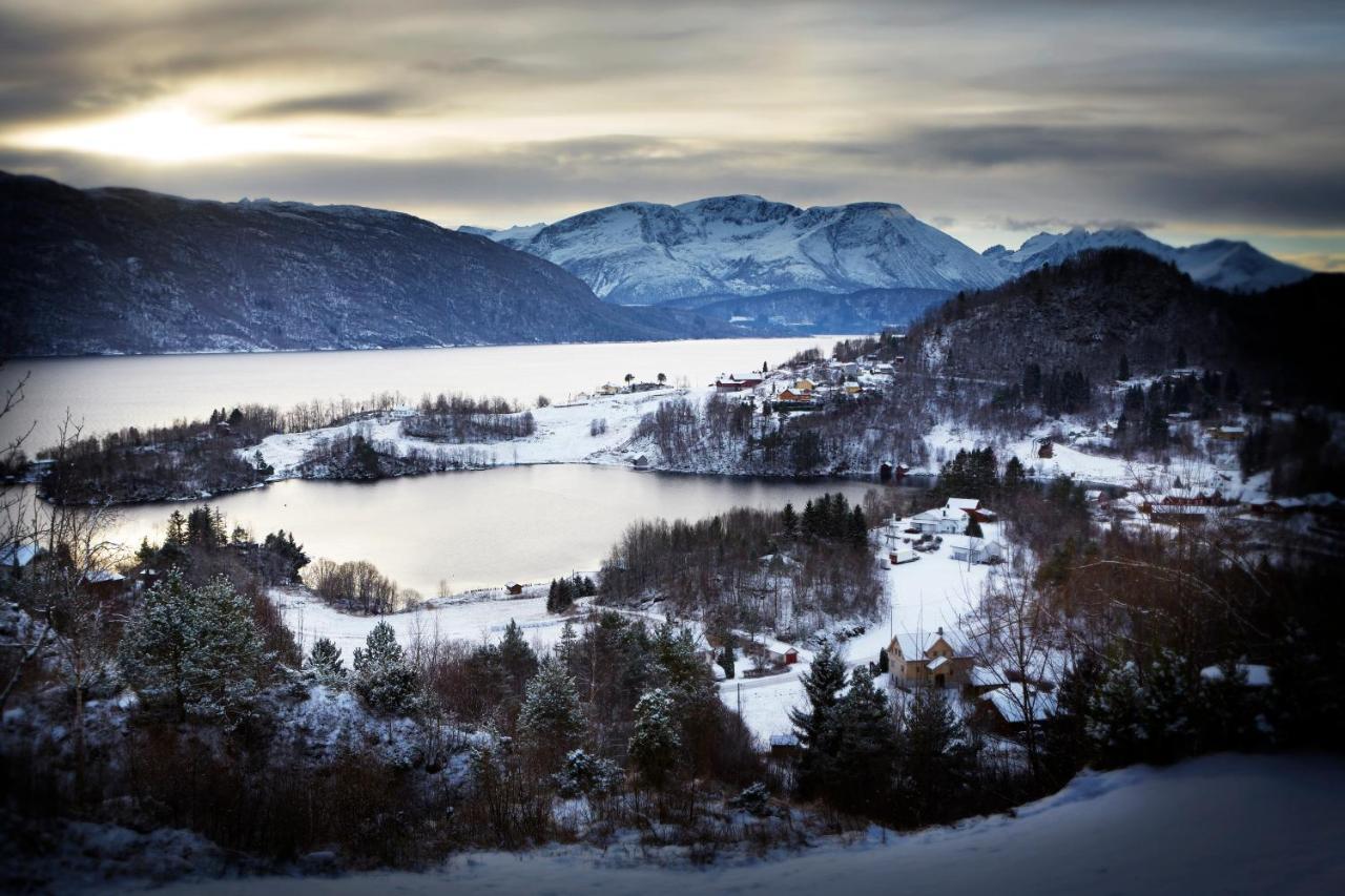 Storfjord Hotel Skodje Экстерьер фото