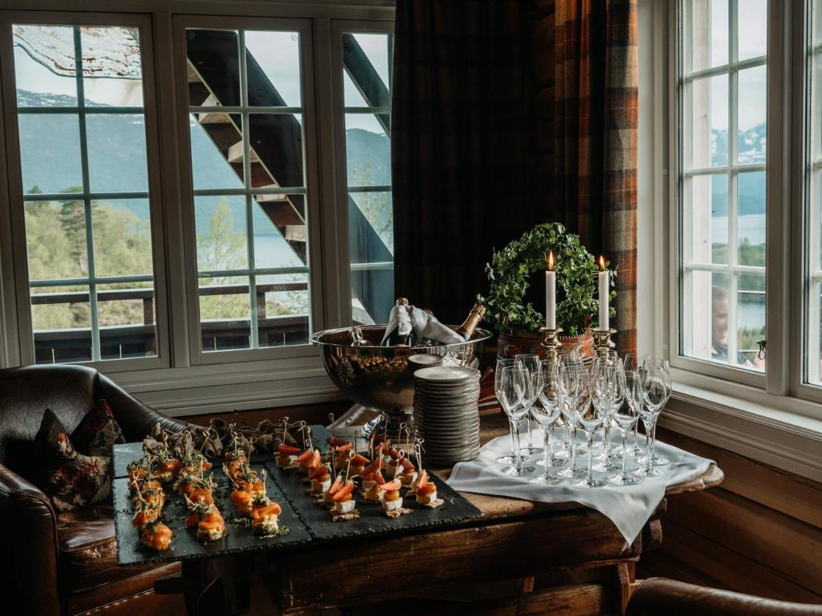 Storfjord Hotel Skodje Экстерьер фото