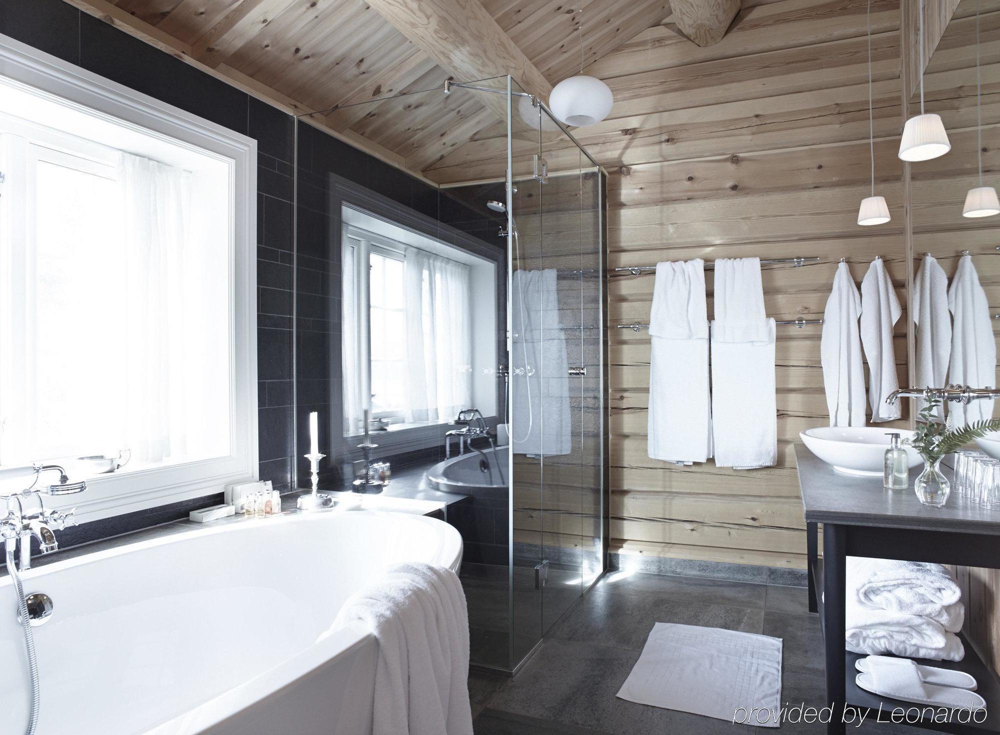Storfjord Hotel Skodje Экстерьер фото